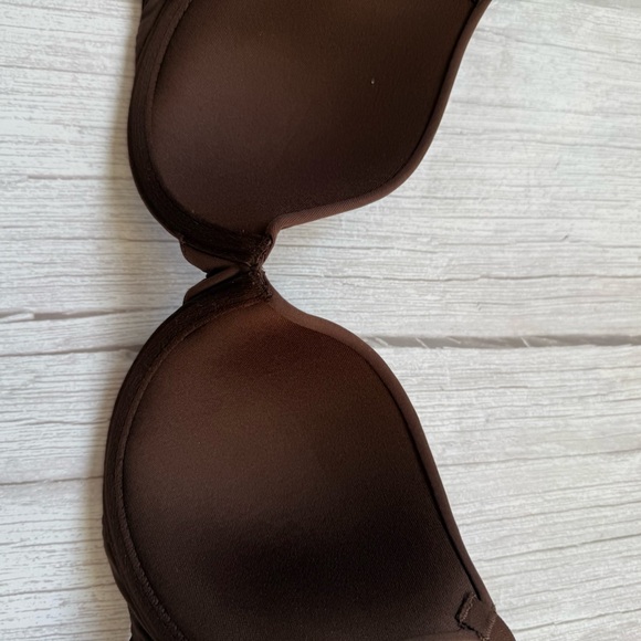 Fits Everybody T-Shirt Bra SKIMS Size 32B - Picture 3 of 3